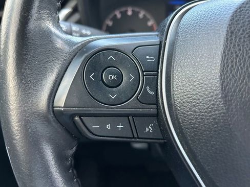 Used 2023 Toyota Corolla Cross SE image 19