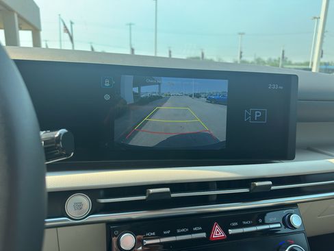 Used 2025 Hyundai Tucson SEL FWD image 19