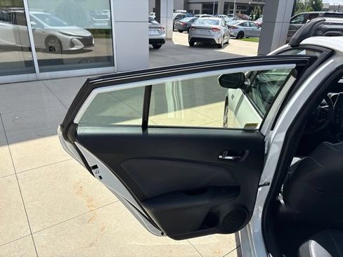 Used 2022 Toyota Prius Prime XLE FWD image 27