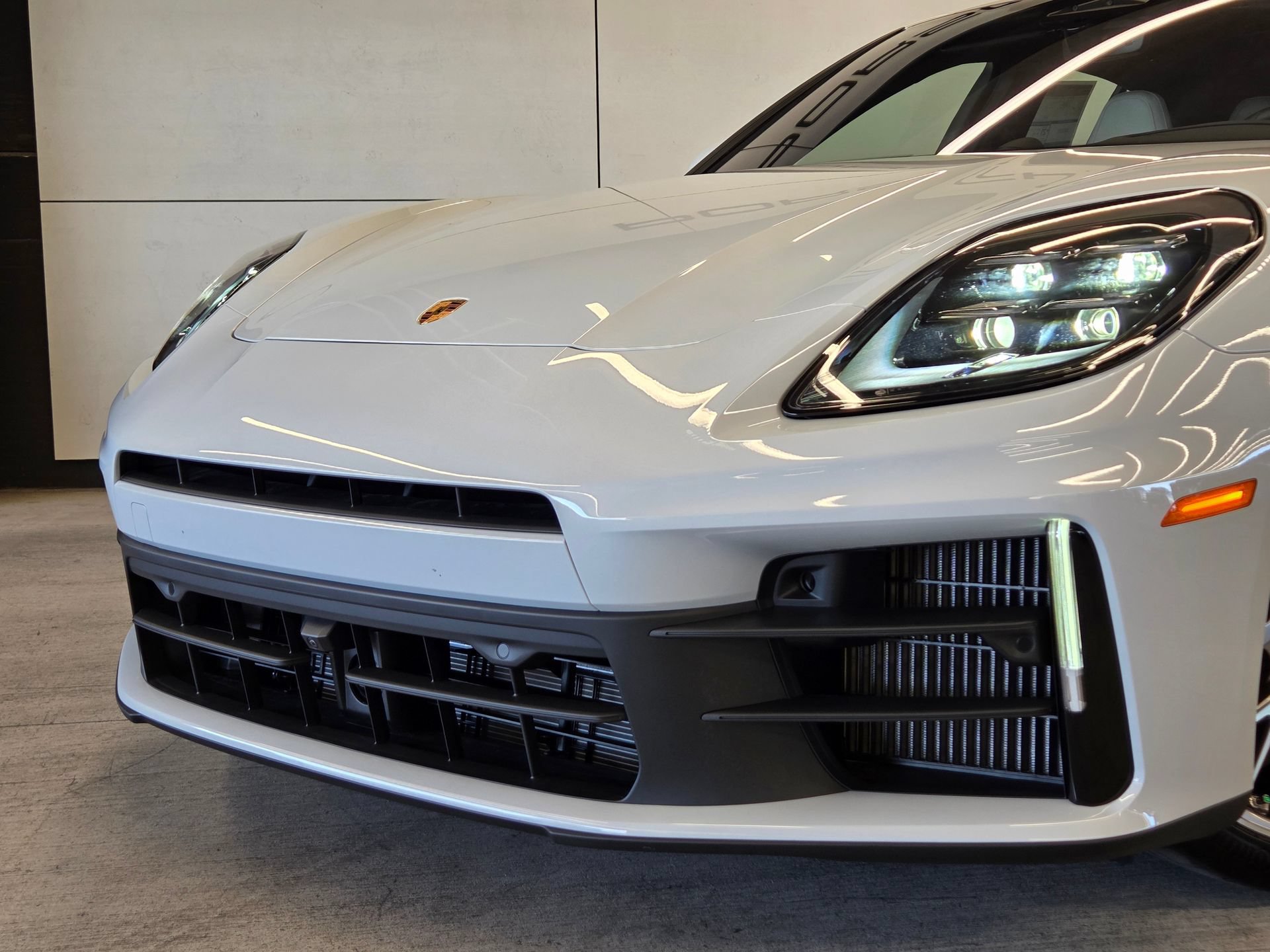 New 2026 Porsche Panamera 4 AWD/4WD image 26