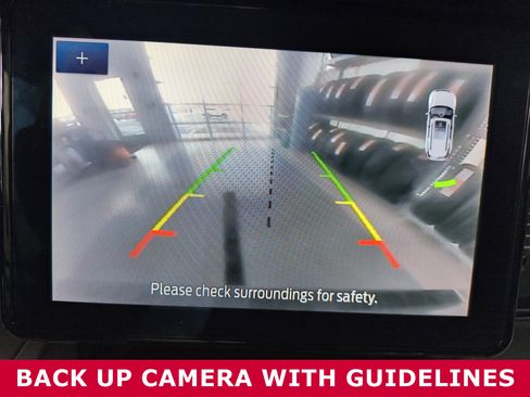 Used 2023 Ford Explorer XLT image 21