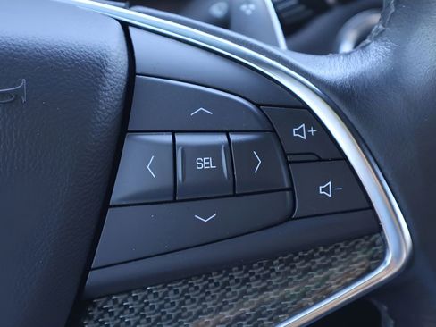 Certified 2023 Cadillac XT5 Sportv w/ Technology Package image 18