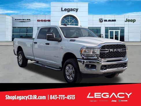 Used 2024 RAM 3500 Big Horn AWD/4WD image 1