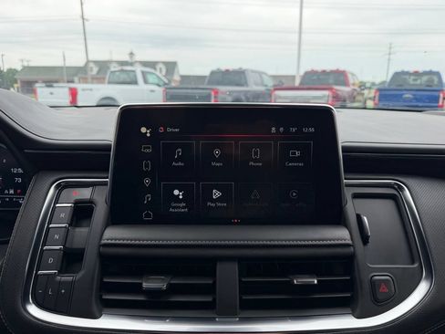 Used 2023 GMC Yukon SLT AWD/4WD image 12