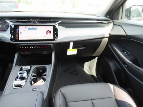 New 2026 Jeep Cherokee Limited AWD/4WD image 14