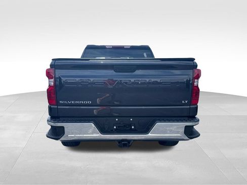 Used 2023 Chevrolet Silverado 1500 LT AWD/4WD image 15