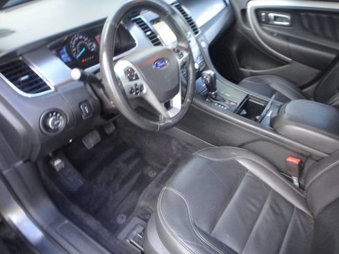 Used 2017 Ford Taurus SEL w/ Equipment Group 201A FWD image 7