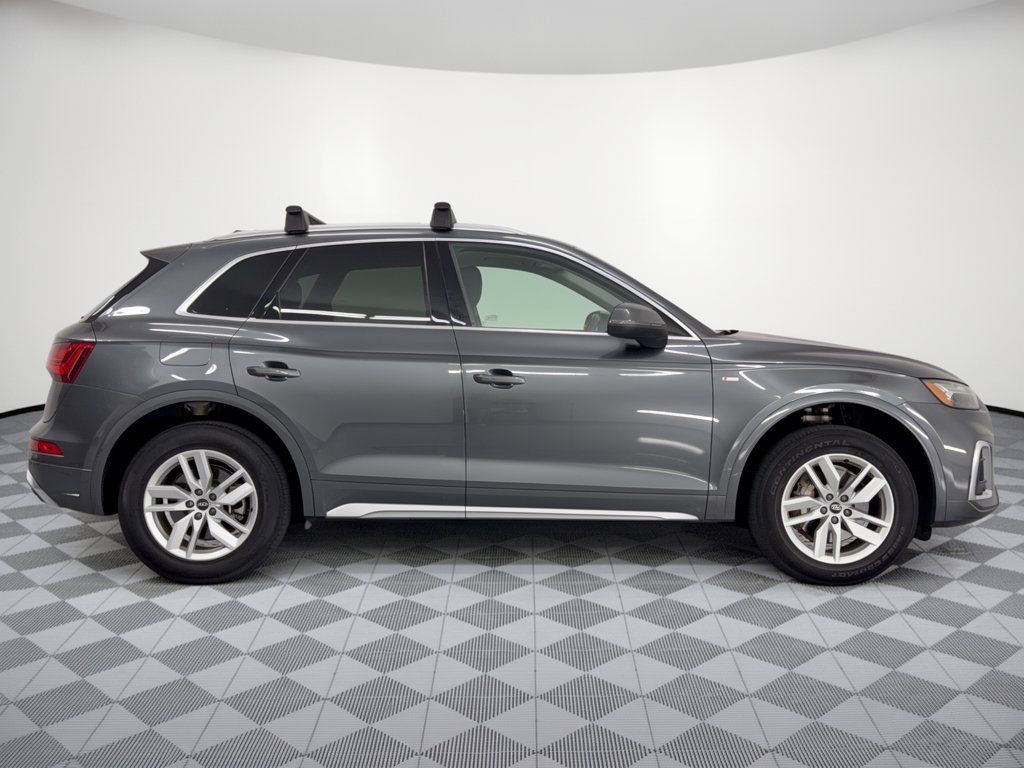 Used 2023 Audi Q5 2.0T Premium w/ Convenience Package AWD/4WD image 8