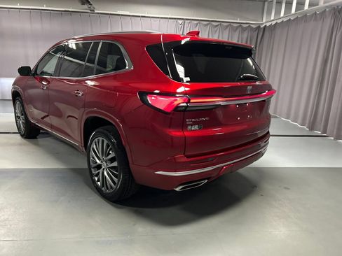 Used 2025 Buick Enclave Avenir w/ Super Cruise Package AWD/4WD image 5