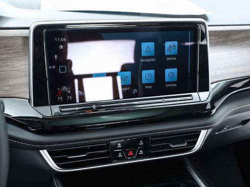 New 2026 Volkswagen Atlas SEL image 25