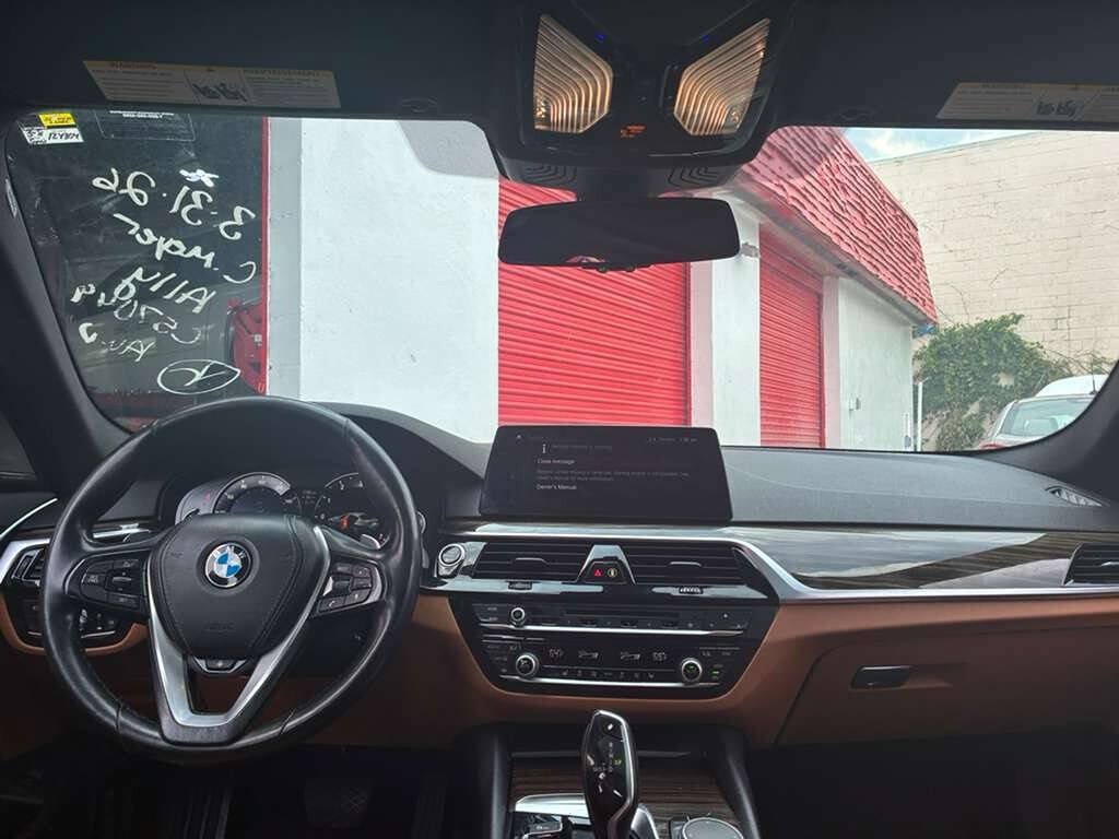 Used 2018 BMW 540i xDrive AWD/4WD image 12