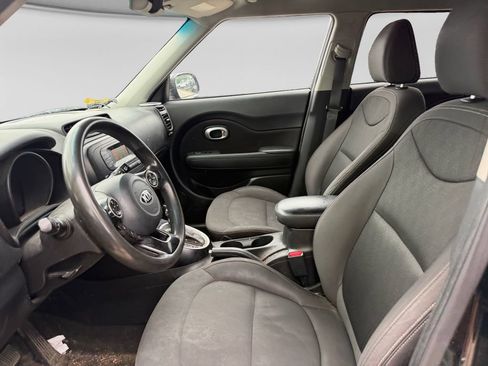 Used 2016 Kia Soul FWD image 22