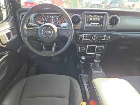 Used 2023 Jeep Gladiator Sport w/ Off Road Group AWD/4WD image 29