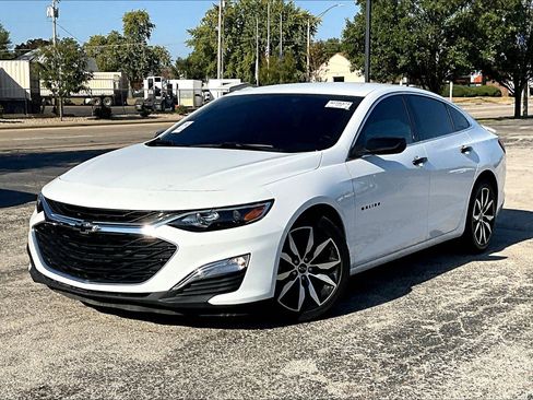 Used 2022 Chevrolet Malibu RS image 7