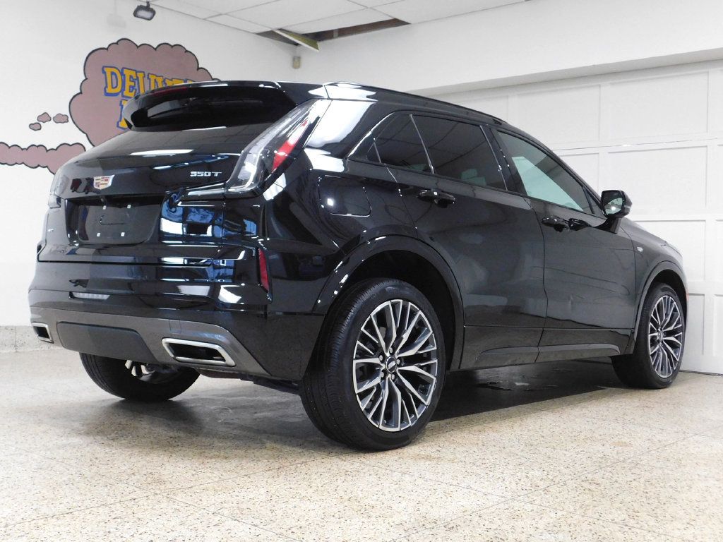 Used 2025 Cadillac XT4 Sport w/ LPO, Floor Liner Package AWD/4WD image 4