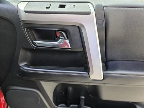 Used 2022 Toyota 4Runner SR5 Premium image 13