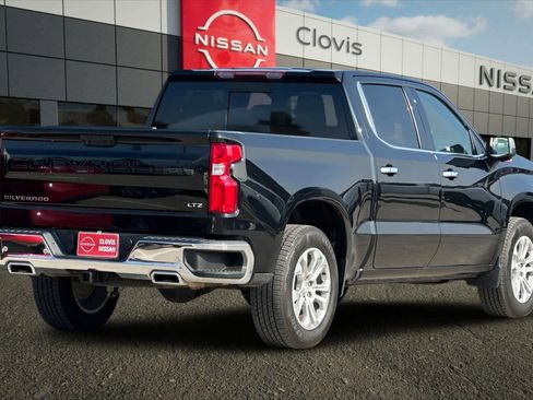 Used 2022 Chevrolet Silverado 1500 LTZ w/ LTZ Premium Package image 3