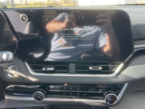 New 2026 Chevrolet Equinox LT image 17