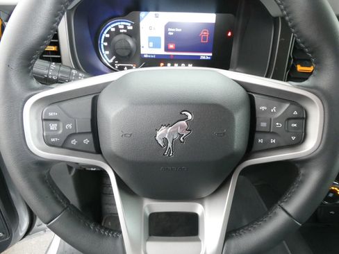 Certified 2022 Ford Bronco Badlands image 13