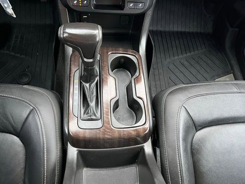 Used 2018 GMC Canyon SLT w/ Driver Alert Package image 27