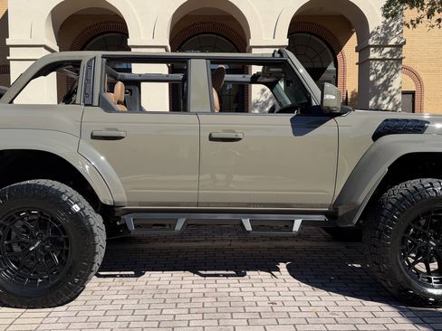 Used 2025 Ford Bronco Raptor AWD/4WD image 24