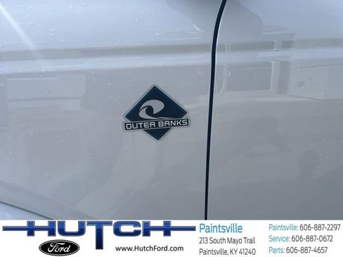 Used 2024 Ford Bronco Outer Banks AWD/4WD image 18