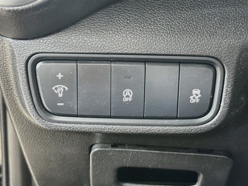Used 2022 Kia Soul LX FWD image 9