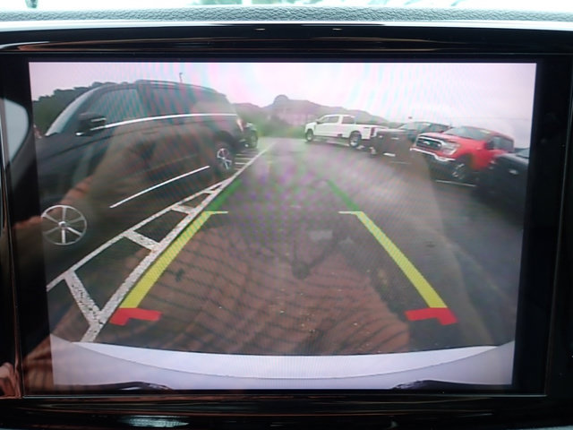 Used 2023 Chrysler Pacifica Touring-L FWD image 28