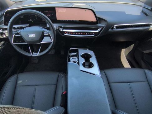 Certified 2024 Cadillac Lyriq Tech RWD image 13