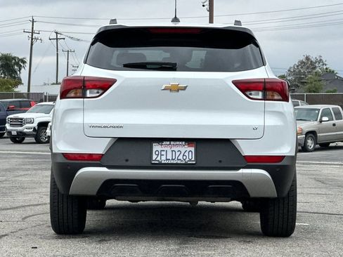 Used 2023 Chevrolet TrailBlazer LT w/ Convenience Package FWD image 4