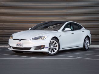 Used 2018 Tesla Model S 100D AWD/4WD video 1