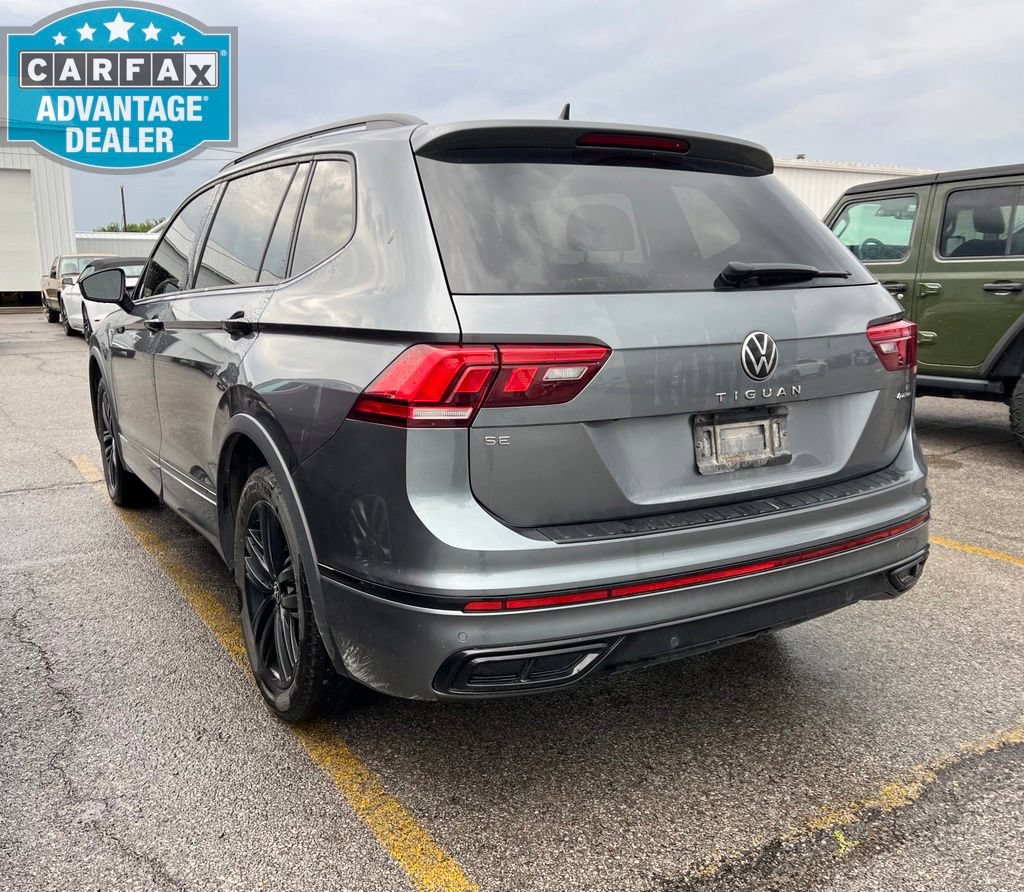 Used 2022 Volkswagen Tiguan SE R-Line AWD/4WD image 4