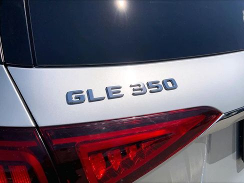 Used 2021 Mercedes-Benz GLE 350 4MATIC image 10