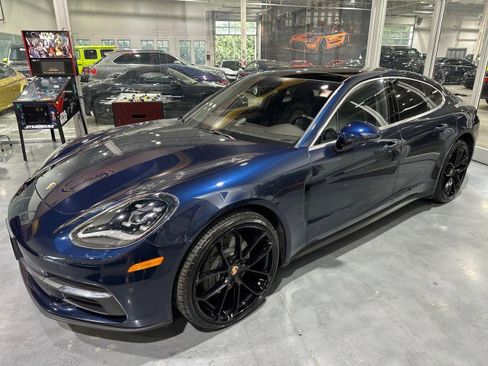 Used 2017 Porsche Panamera 4S AWD/4WD image 1