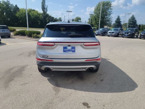 Used 2022 Lincoln Corsair AWD w/ Premium Package image 5
