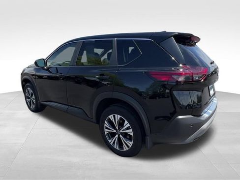 Used 2023 Nissan Rogue SV AWD/4WD image 4