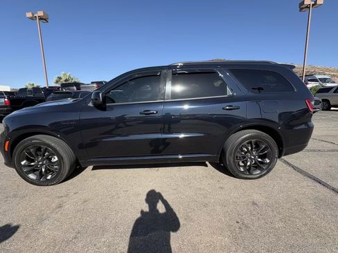 Used 2025 Dodge Durango R/T w/ Blacktop Package image 2