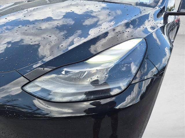 Used 2022 Tesla Model Y Performance AWD/4WD image 11