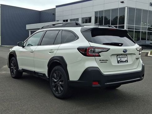 Certified 2025 Subaru Outback Onyx Edition AWD/4WD image 5