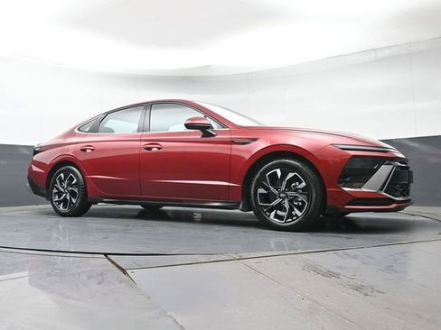 Used 2025 Hyundai Sonata SEL AWD/4WD image 28
