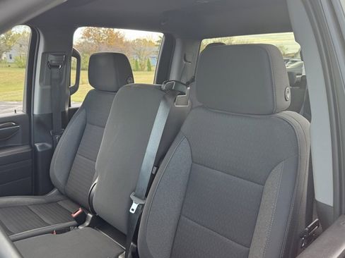 Used 2024 Chevrolet Silverado 2500 LT w/ Convenience Package image 9