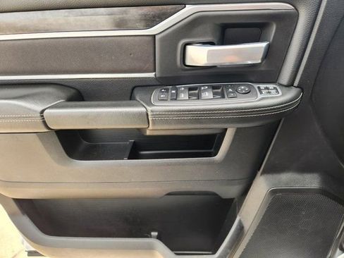 Used 2024 RAM 3500 Big Horn image 26