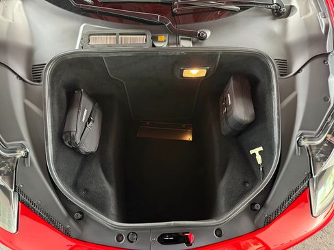 Used 2011 Ferrari 458 Italia Coupe RWD image 28