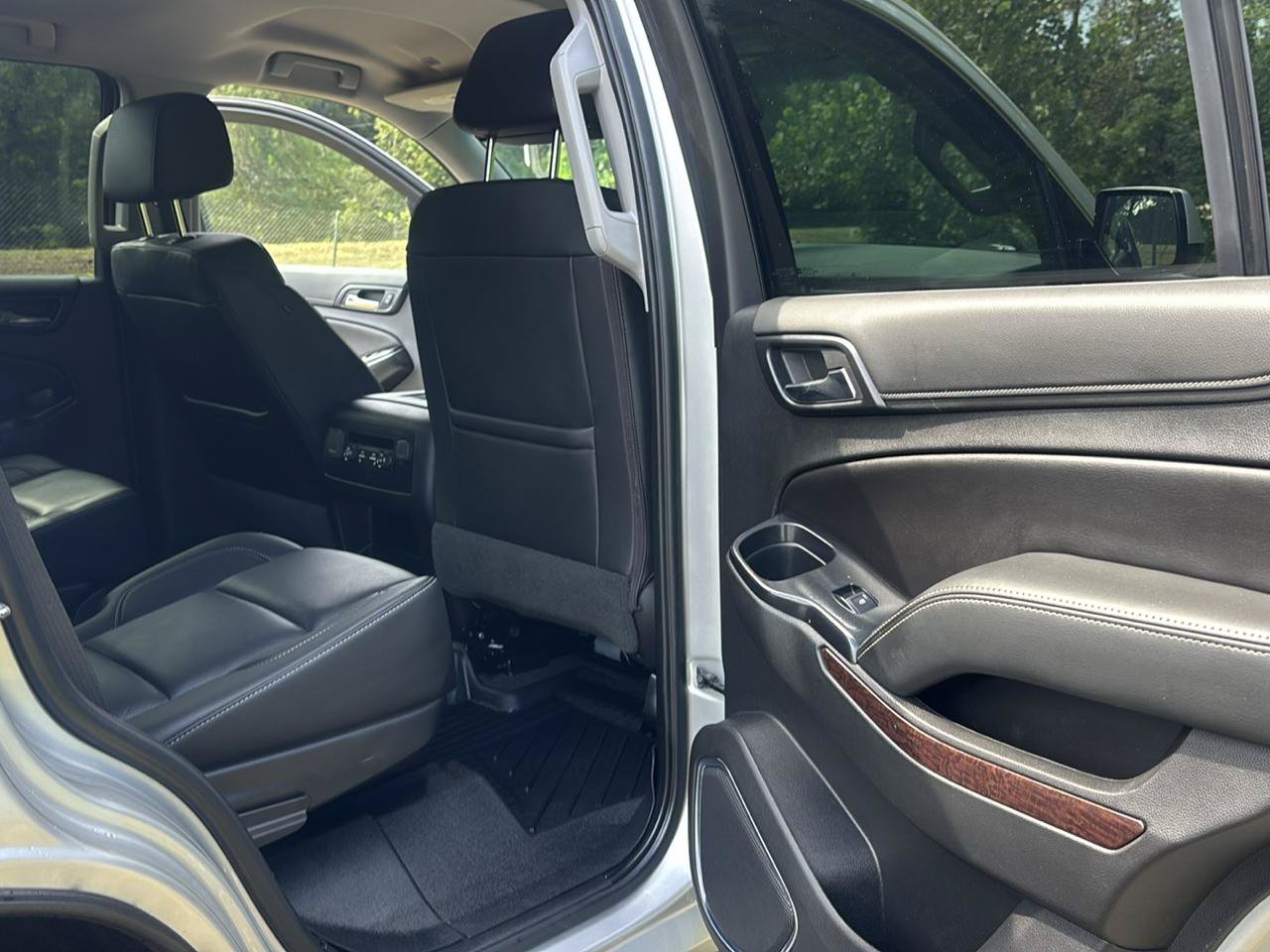 Used 2019 GMC Yukon SLT RWD image 18