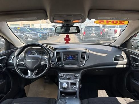 Used 2015 Chrysler 200 Limited w/ Convenience Group FWD image 25