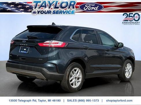 Used 2024 Ford Edge SEL w/ Convenience Package AWD/4WD image 4
