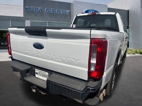 Used 2023 Ford F250 XL w/ FX4 Off-Road Package image 4