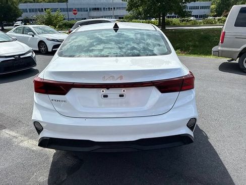 Used 2024 Kia Forte LXS FWD image 10
