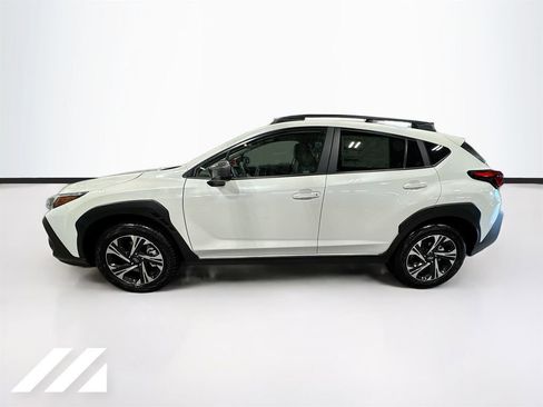 Used 2025 Subaru Crosstrek 2.0i Premium image 8
