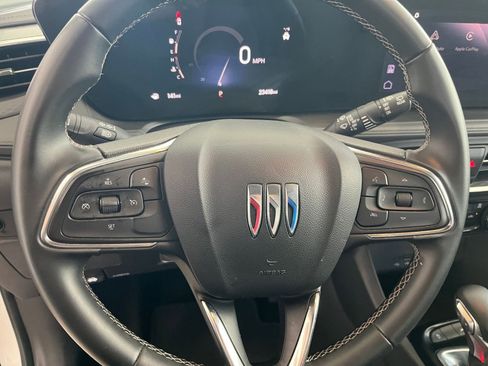 Used 2025 Buick Encore GX Preferred FWD image 28